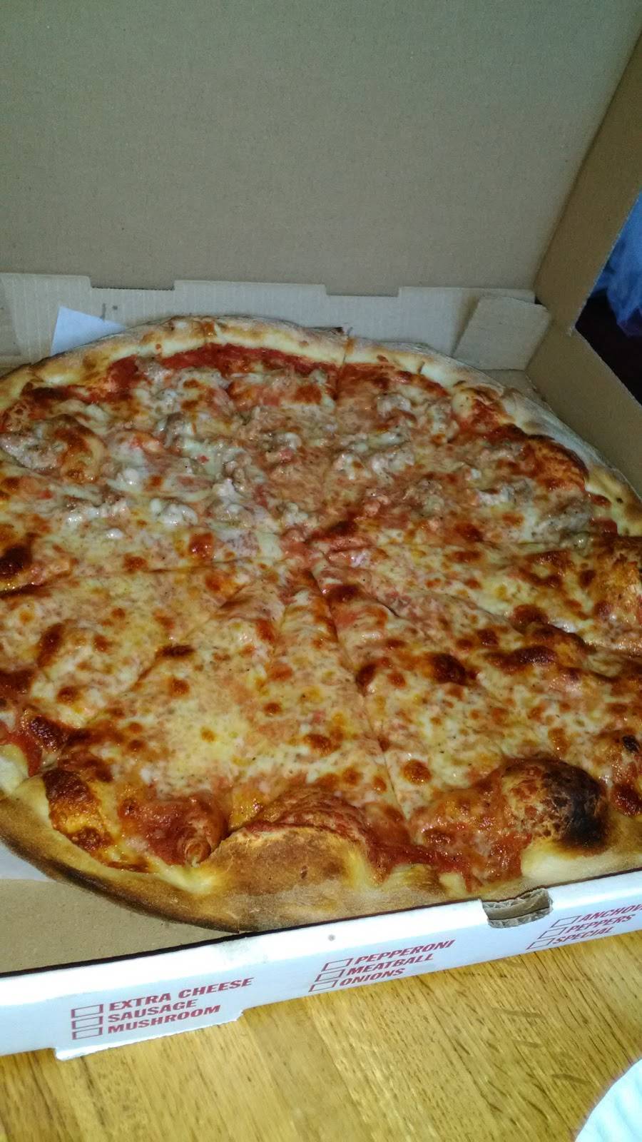 Park Pizza | restaurant | 493 Cooke St, Waterbury, CT 06710, USA | 2035730811 OR +1 203-573-0811