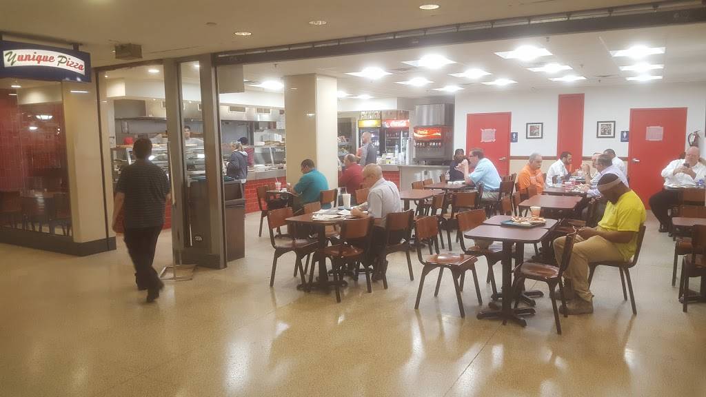 Yunique Pizza & Subs - Suburban Station | meal takeaway | 1617 John F Kennedy Bl C129a, Philadelphia, PA 19103, USA | 2155570458 OR +1 215-557-0458