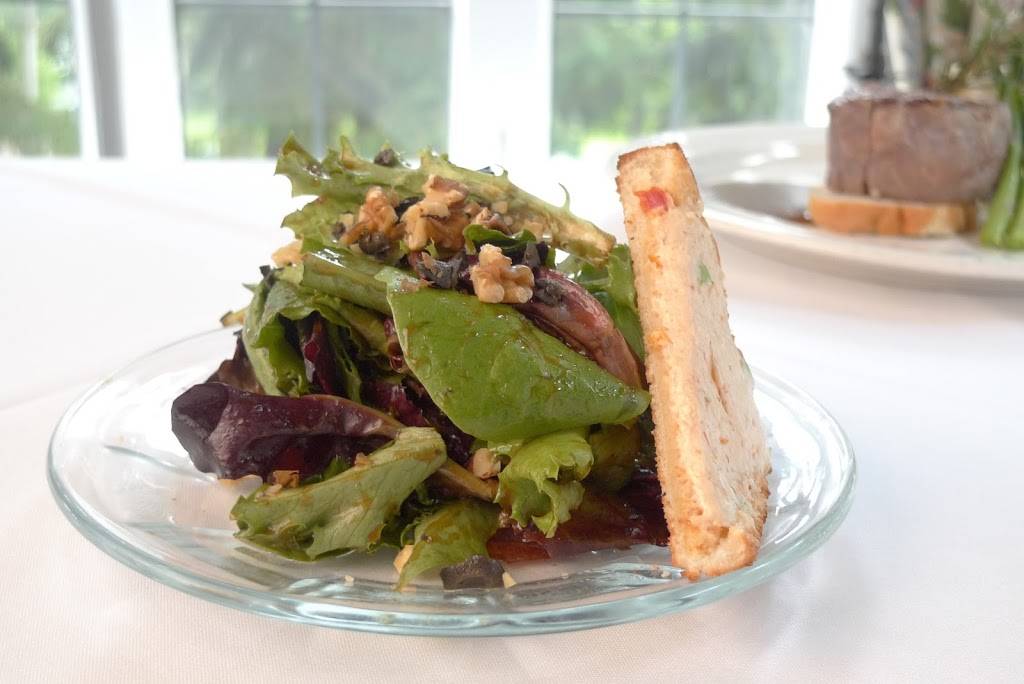 English Inn | restaurant | 677 S Michigan Rd, Eaton Rapids, MI 48827, USA | 5176632500 OR +1 517-663-2500