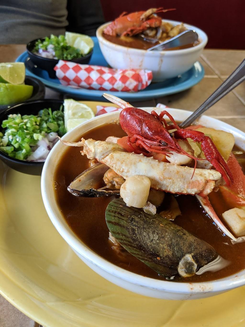 Mariscos El Malecon | restaurant | 5800 NE Portland Hwy, Portland, OR 97218, USA | 5034930075 OR +1 503-493-0075