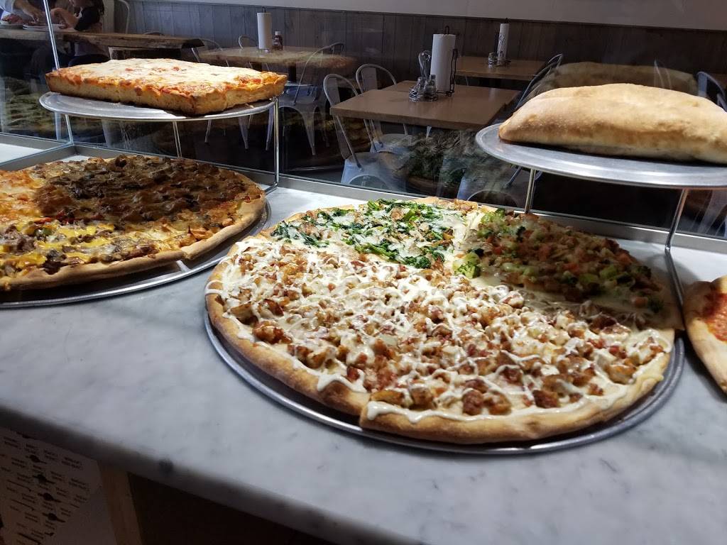 La Familia Of Vista | restaurant | 209 Oakridge Dr, South Salem, NY 10590, USA | 9145337732 OR +1 914-533-7732