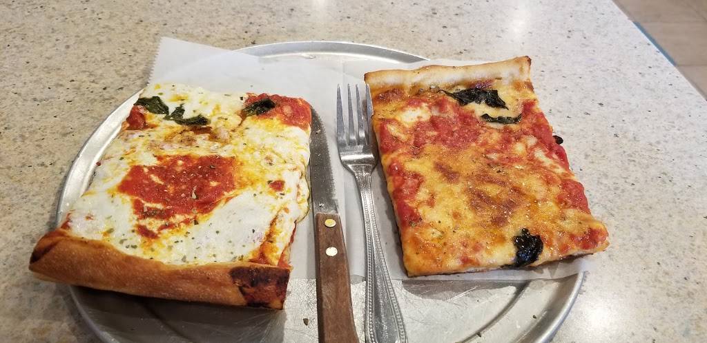 Vincents Pizzeria | restaurant | 1004 Willis Ave, Albertson, NY 11507, USA | 5166217530 OR +1 516-621-7530