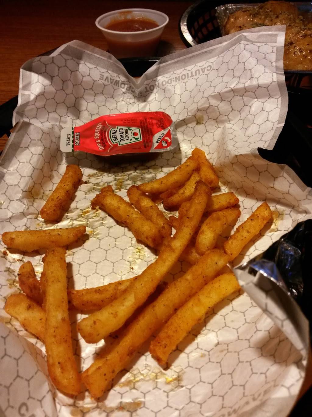 Pizza Hut | meal takeaway | 1501 Fairmont Ave, Fairmont, WV 26554, USA | 3043665566 OR +1 304-366-5566