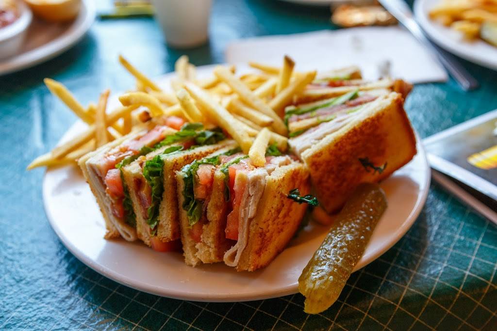 Local Grill & Scoop | restaurant | 156 N Hemlock St, Cannon Beach, OR 97110, USA | 5034369551 OR +1 503-436-9551