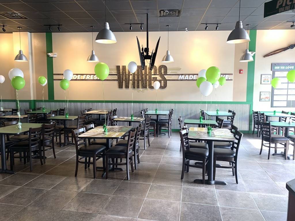 Wingstop | restaurant | 6391 Oxford Ave, Philadelphia, PA 19111, USA | 2677109464 OR +1 267-710-9464