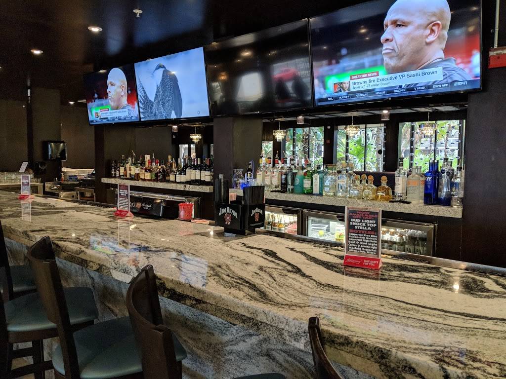 East! Japanese Kitchen Bar & Grill | restaurant | 2701 E Fowler Ave, Tampa, FL 33612, USA | 8134257960 OR +1 813-425-7960