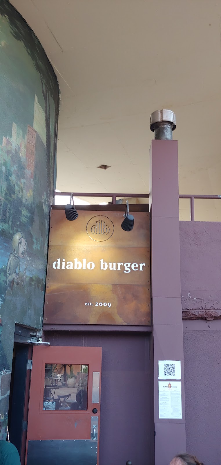 Diablo Burger | restaurant | 120 N Leroux St, Flagstaff, AZ 86001, USA | 9287743274 OR +1 928-774-3274