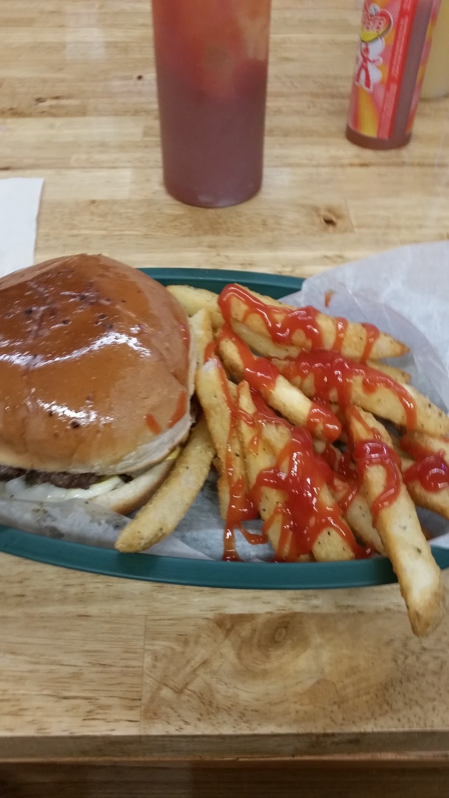 J & J Grocery | restaurant | 8169 Dickey Springs Rd, Bessemer, AL 35022, USA | 2054256760 OR +1 205-425-6760