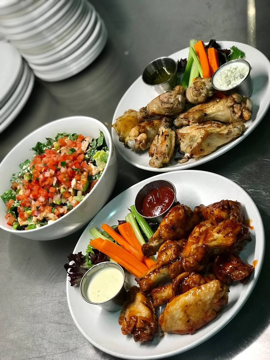 12 South Taproom and Grill | restaurant | 2318 12th Ave S, Nashville, TN 37204, USA | 6154637552 OR +1 615-463-7552