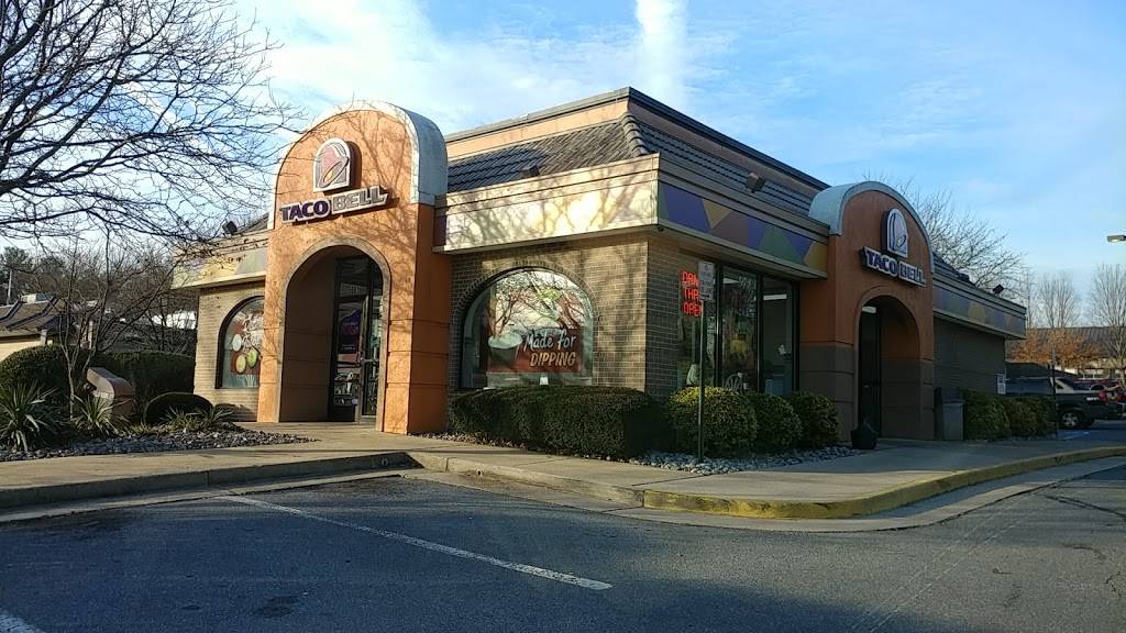 Taco Bell | meal takeaway | 5661 Burke Centre Pkwy, Burke, VA 22015, USA | 7032390047 OR +1 703-239-0047