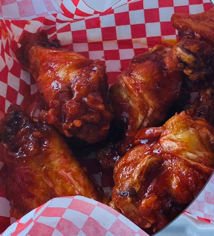 Memphis Wings | restaurant | 1722 3rd St N, Jacksonville Beach, FL 32250, USA | 9043720637 OR +1 904-372-0637