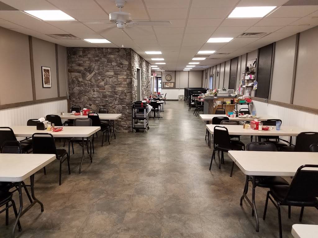 Cornerstone Café | restaurant | 19 E Main St, Glenville, WV 26351, USA | 3044627454 OR +1 304-462-7454