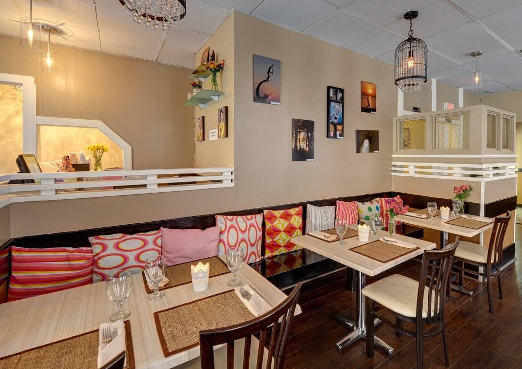 5 Thai Bistro | restaurant | 40 Pleasant St, Portsmouth, NH 03801, USA | 6033738871 OR +1 603-373-8871