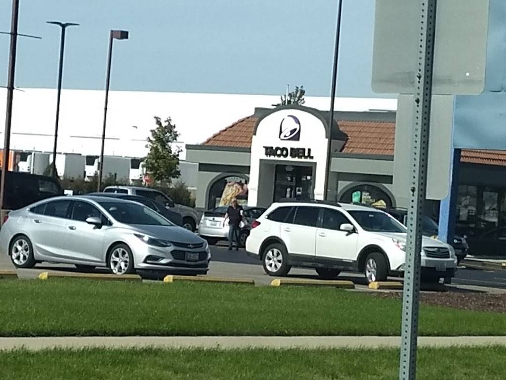 Taco Bell | meal takeaway | 1400 Busse Rd, Elk Grove Village, IL 60007, USA | 8478061377 OR +1 847-806-1377