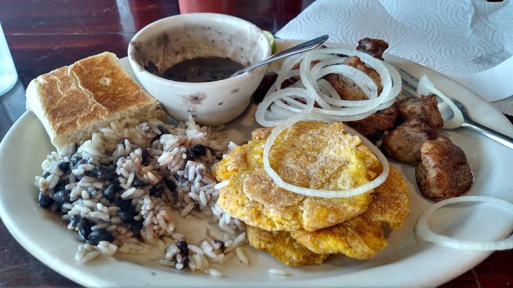 Cuban Breezes | restaurant | 13980 W Hillsborough Ave, Tampa, FL 33635, USA | 8138142822 OR +1 813-814-2822