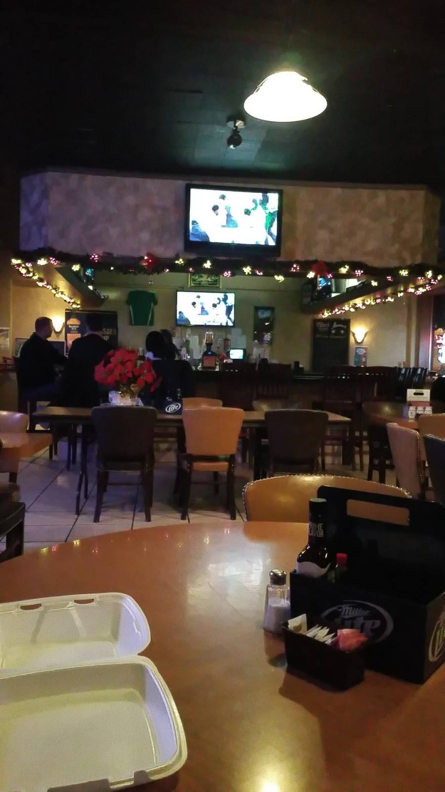 Marinos Bar & Grill | restaurant | 29701 Euclid Ave, Wickliffe, OH 44092, USA | 4409436000 OR +1 440-943-6000