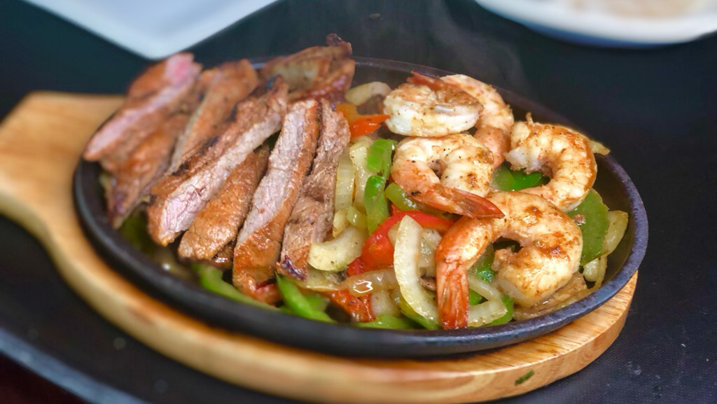 Guadalajara Mexican Grill | restaurant | 4901 E Broadway Blvd, Tucson, AZ 85711, USA | 5202961199 OR +1 520-296-1199