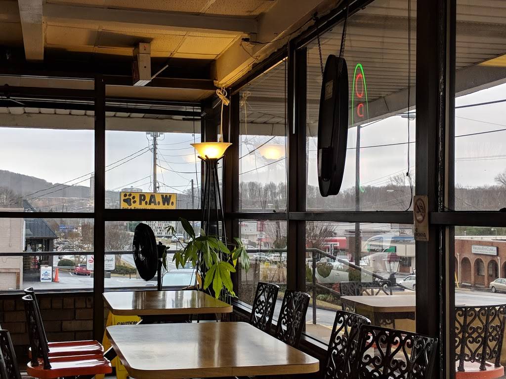 Shanghai Express | restaurant | 2404 Wards Rd, Lynchburg, VA 24502, USA | 4342378899 OR +1 434-237-8899