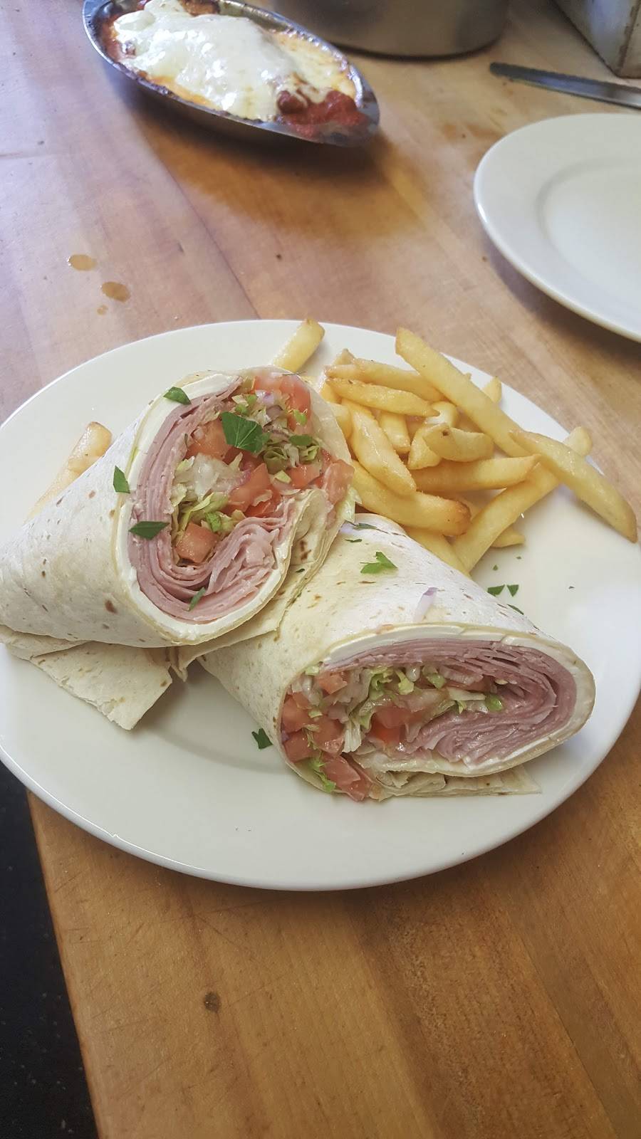 F & J Pizzeria | restaurant | 7 Goshen Ave, Washingtonville, NY 10992, USA | 8454966292 OR +1 845-496-6292