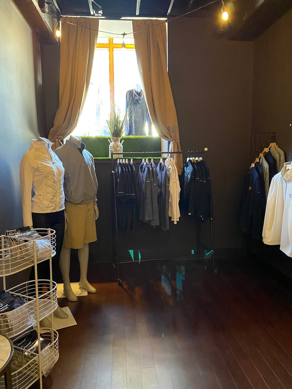 Links Club | restaurant | Ocean Avenue &, Mission St Suite 101, Carmel-By-The-Sea, CA 93921, USA | 8312507816 OR +1 831-250-7816