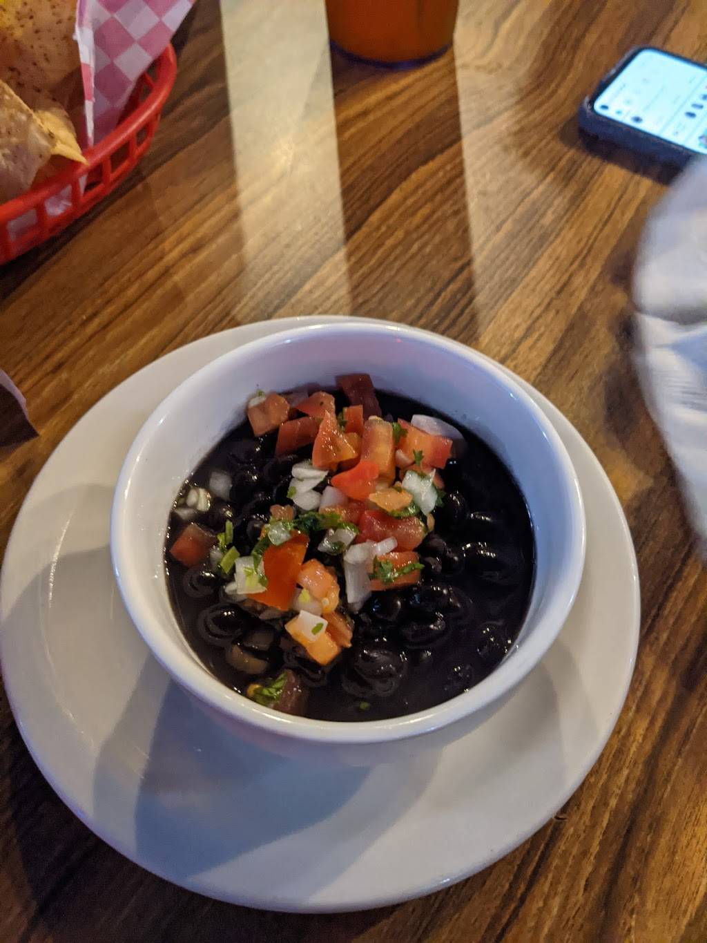 Cilantro | restaurant | 400 Millersburg Rd, Paris, KY 40361, USA | 8593404193 OR +1 859-340-4193