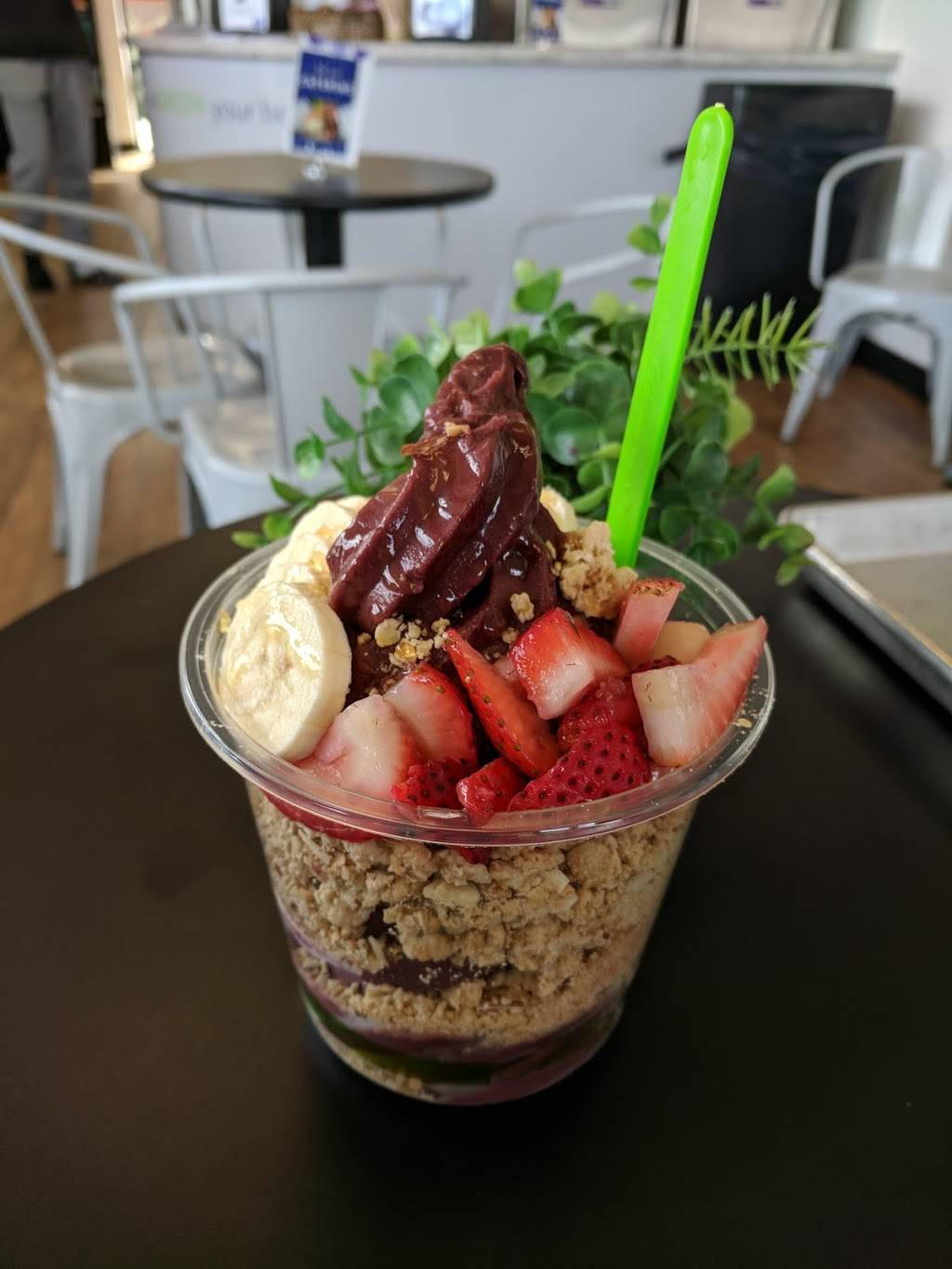 Berry Divine Acai Bowls | restaurant | 960 N Scottsdale Rd #101, Tempe, AZ 85281, USA | 4809670942 OR +1 480-967-0942