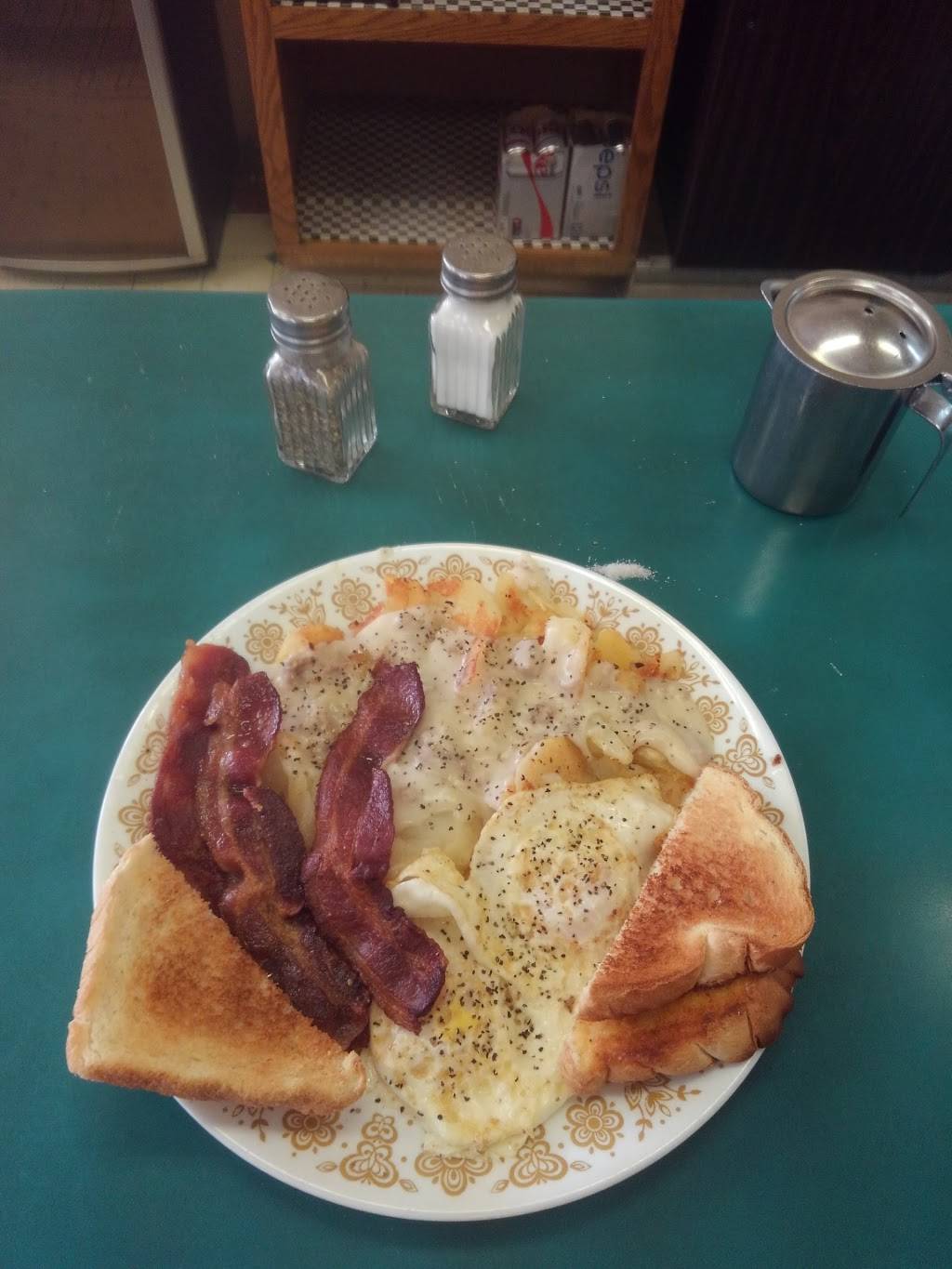 Cissys Diner | restaurant | 465 W Park Ave, Barberton, OH 44203, USA | 3303440531 OR +1 330-344-0531