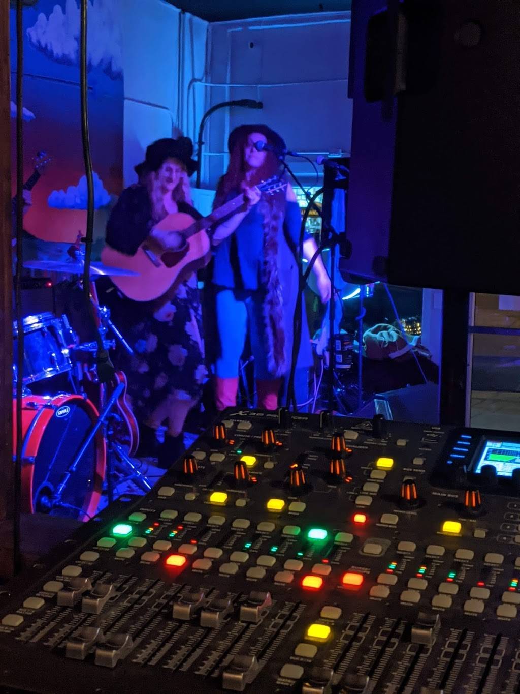 Armadillo Ranch In Historic Manitou Springs | restaurant | 962 Manitou Ave, Manitou Springs, CO 80829, USA | 7193745580 OR +1 719-374-5580