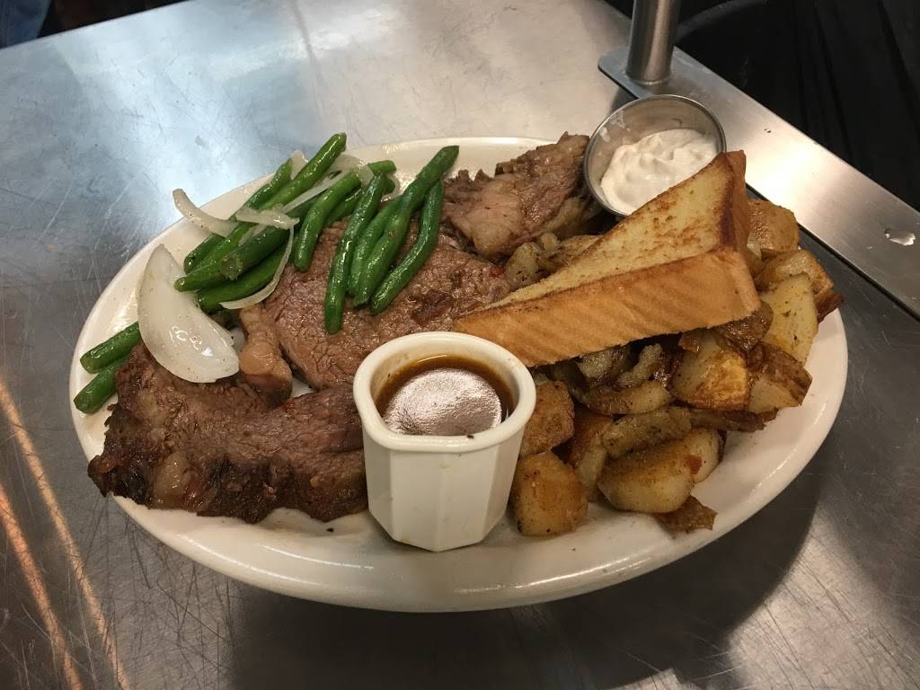 The Kitchen at 5th & Main | restaurant | 505 W Main St, Mitchell, IN 47446, USA | 8129922160 OR +1 812-992-2160