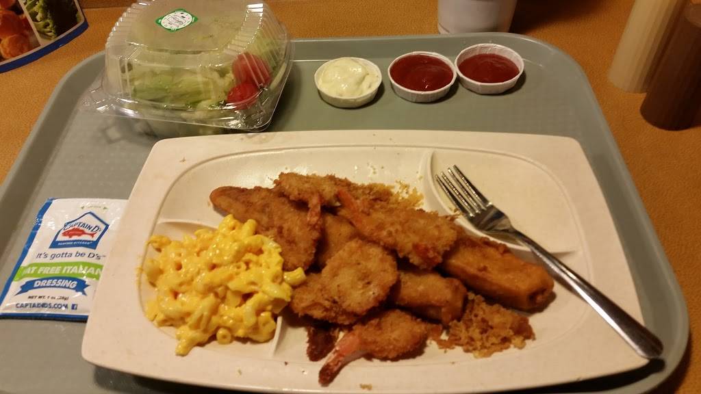 Captain Ds | restaurant | 2614 Harry Nichols Dr, Madison, IN 47250, USA | 8122732979 OR +1 812-273-2979