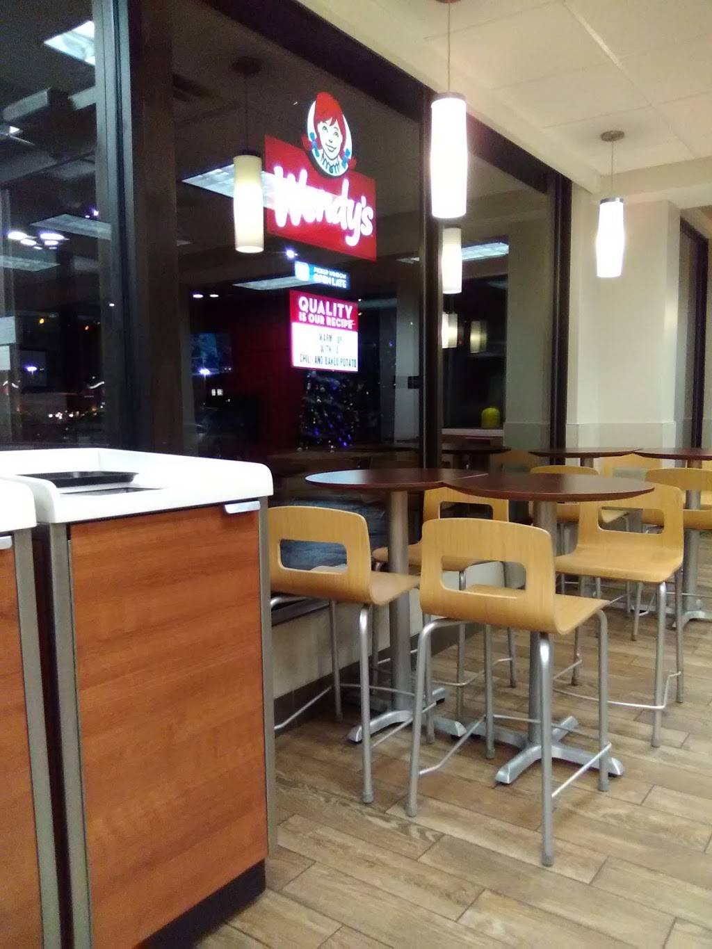 Wendys | restaurant | 3515 MacCorkle Ave SE E, Charleston, WV 25304, USA | 3049256814 OR +1 304-925-6814