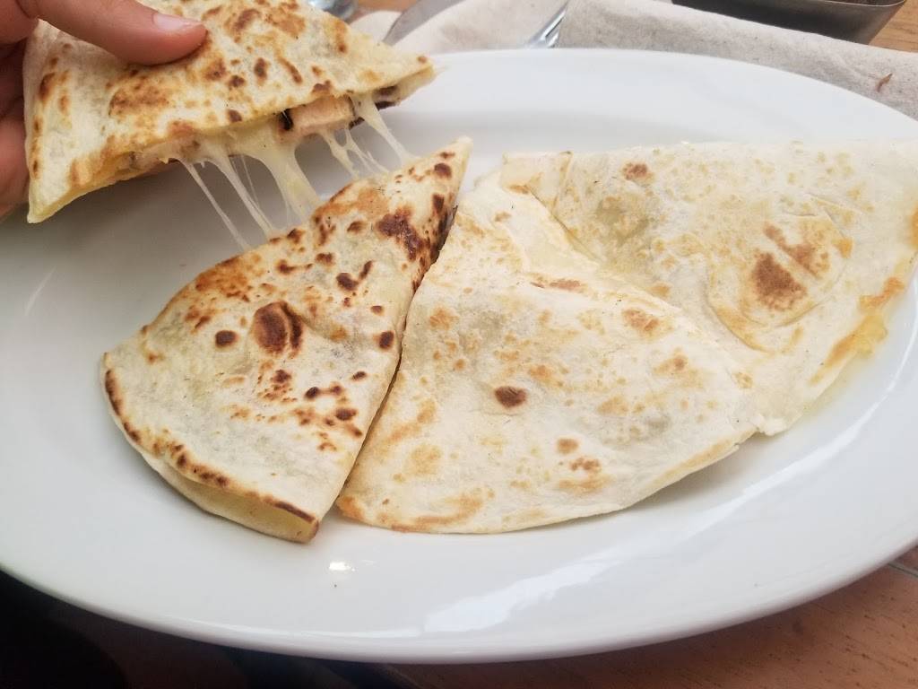 Vamonos | restaurant | 4807 Airport Blvd, Austin, TX 78751, USA | 5124742029 OR +1 512-474-2029