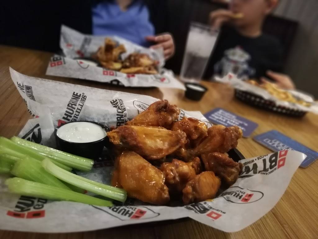Hurricane Grill & Wings | meal takeaway | 995 NE Jensen Beach Blvd, Jensen Beach, FL 34957, USA | 7723340001 OR +1 772-334-0001