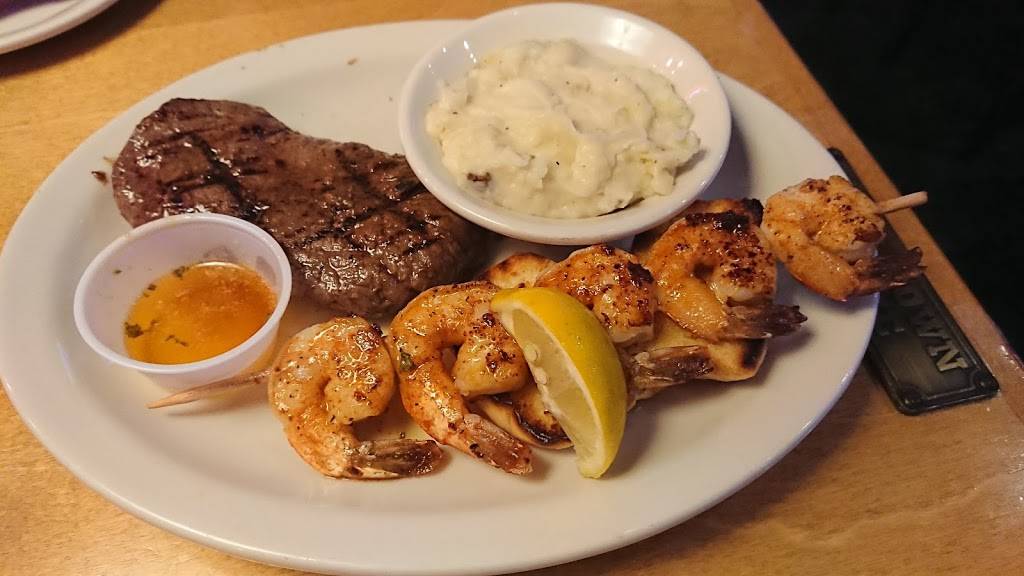 Texas Roadhouse | restaurant | 1150 Blackwood Ave, Ocoee, FL 34761, USA | 4072534224 OR +1 407-253-4224