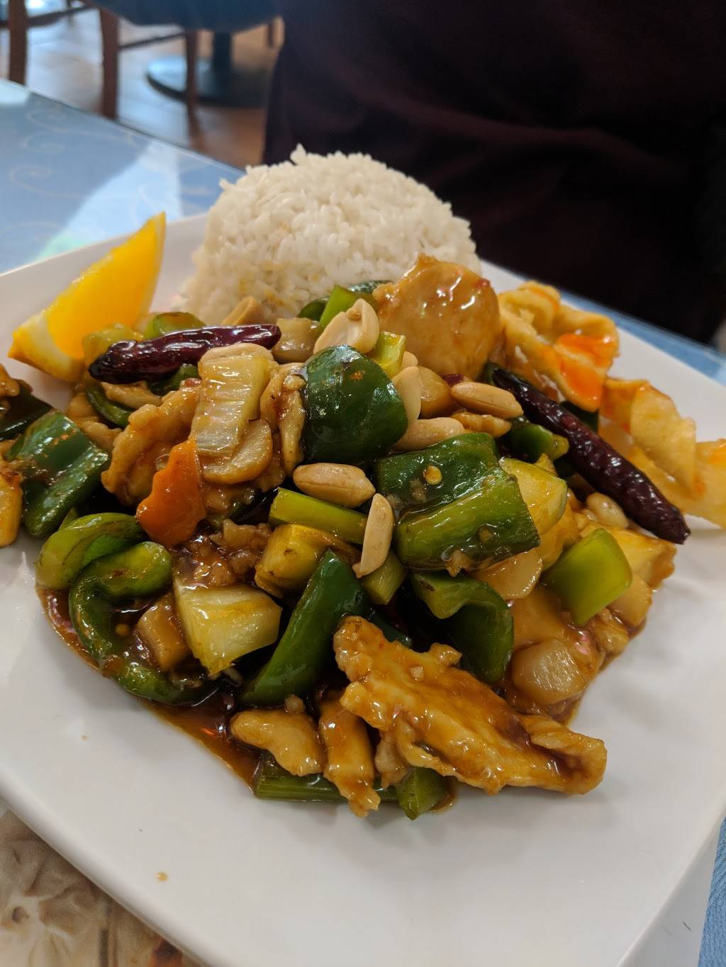 Mayflower Chinese Restaurant | restaurant | 3555 Clares St # RR, Capitola, CA 95010, USA | 8314764688 OR +1 831-476-4688