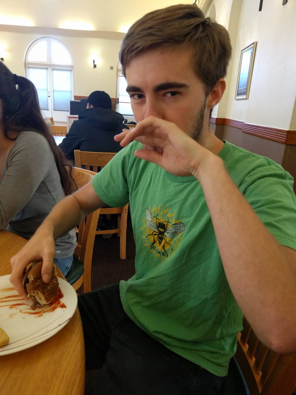 Gerhard Casper Dining Commons | restaurant | 661 Escondido Rd, Stanford, CA 94305, United States | 6507231171 OR +1 650-723-1171