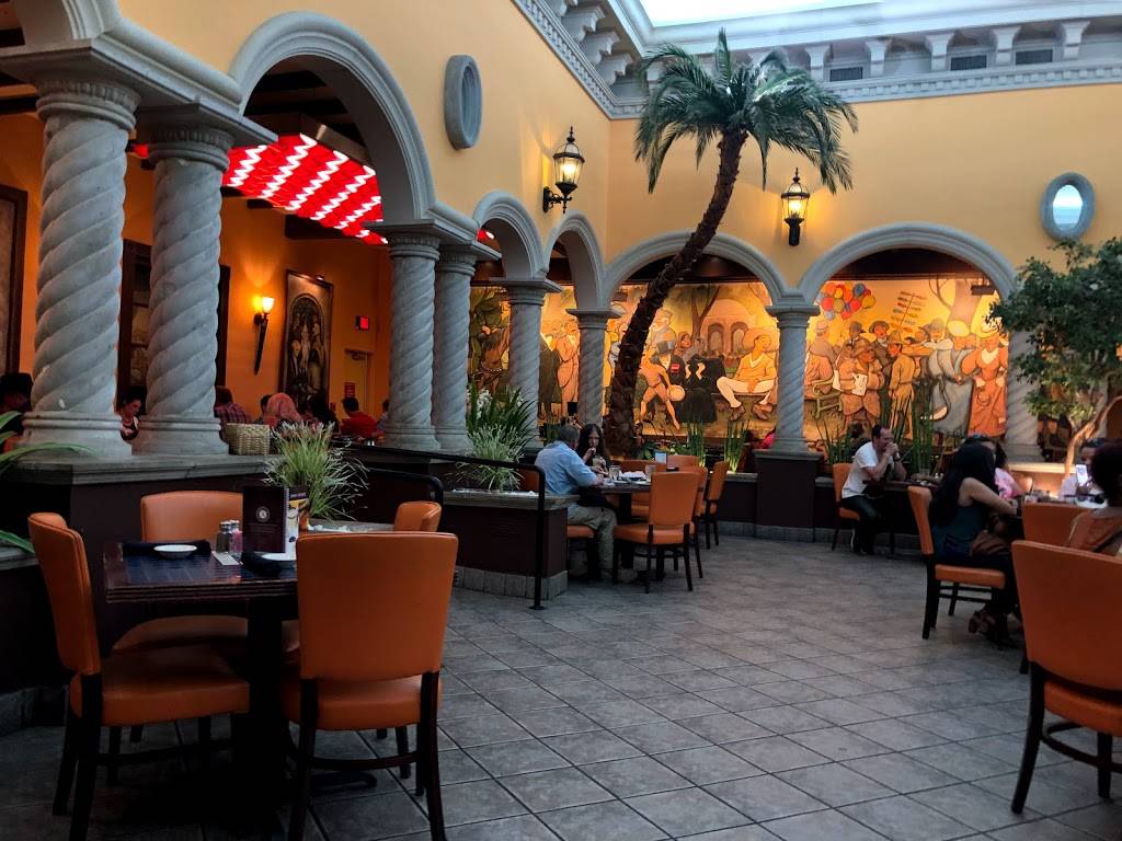 Abuelos Mexican Restaurant | restaurant | 1041 W Interstate 20, Arlington, TX 76017, USA | 8174682622 OR +1 817-468-2622