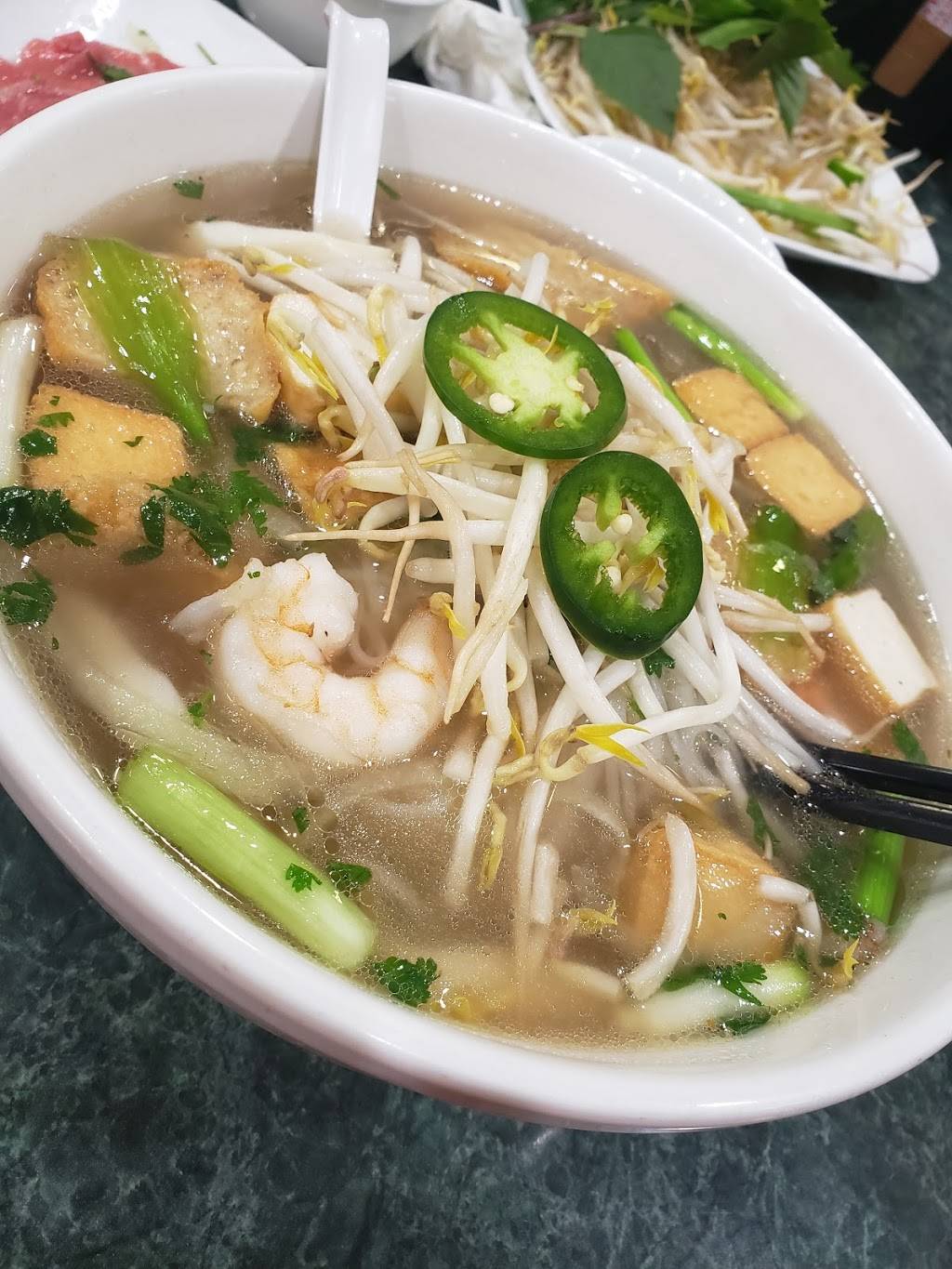 5 Lua Pho | restaurant | 6261 McCormick Blvd, Chicago, IL 60659, USA | 7735090909 OR +1 773-509-0909