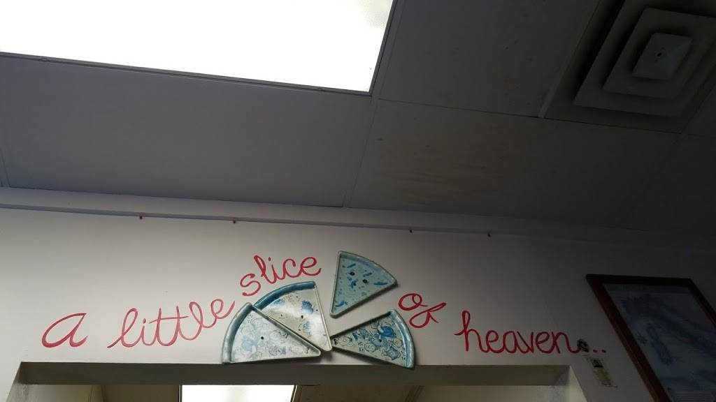 Markies Pizza | restaurant | 14401 E 9 Mile Rd, Warren, MI 48089, USA | 5867729580 OR +1 586-772-9580