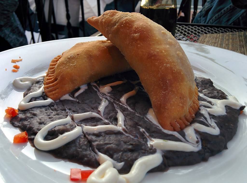 Metropolitan Cafe | restaurant | 8 E Main St, Freehold, NJ 07728, USA | 7327809400 OR +1 732-780-9400