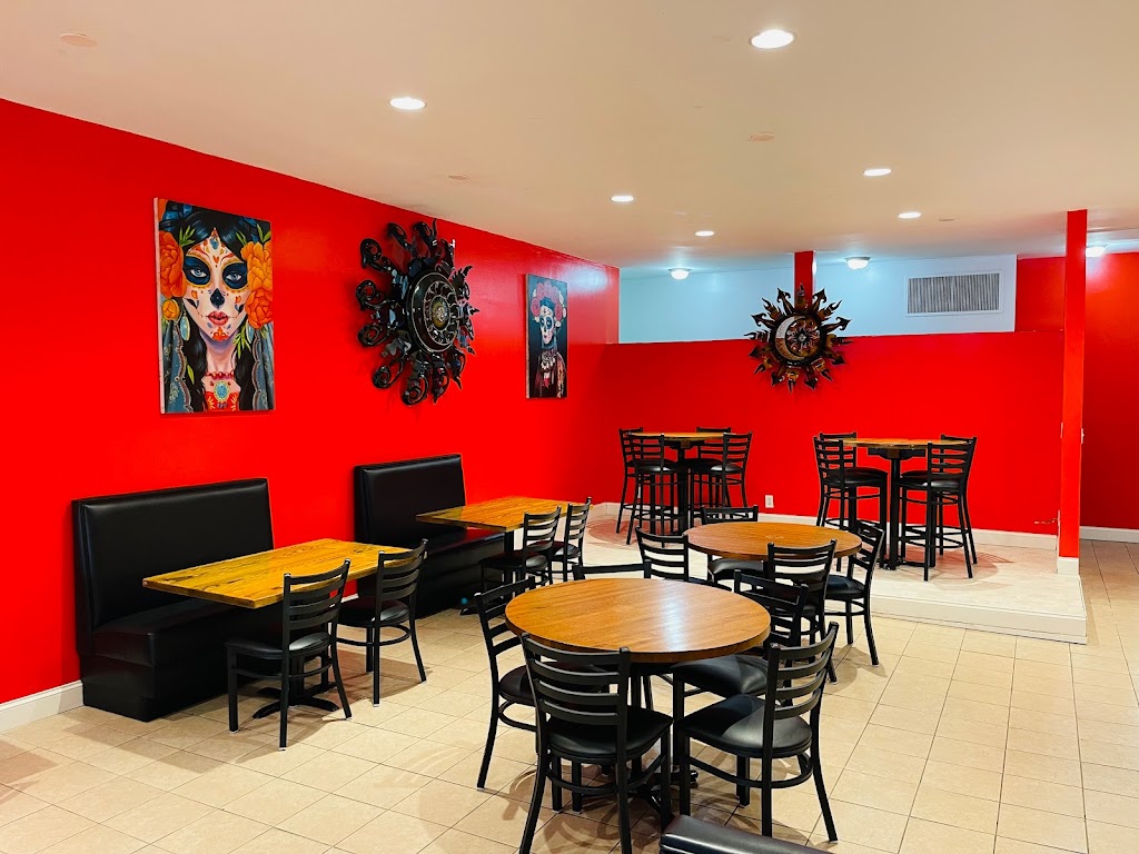 Albertos Restaurant & Raw Bar | meal delivery | 10 Crain Hwy N, Glen Burnie, MD 21061, USA | 4439604927 OR +1 443-960-4927