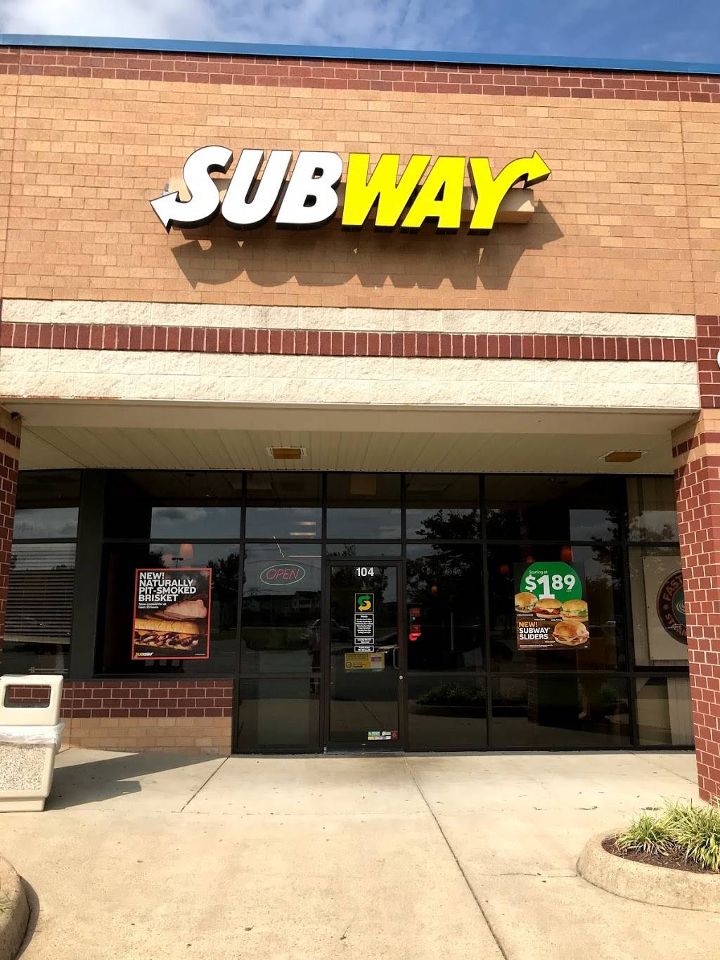 Subway | restaurant | 6550 Hampton Roads Pkwy, Suffolk, VA 23435, USA | 7574836355 OR +1 757-483-6355
