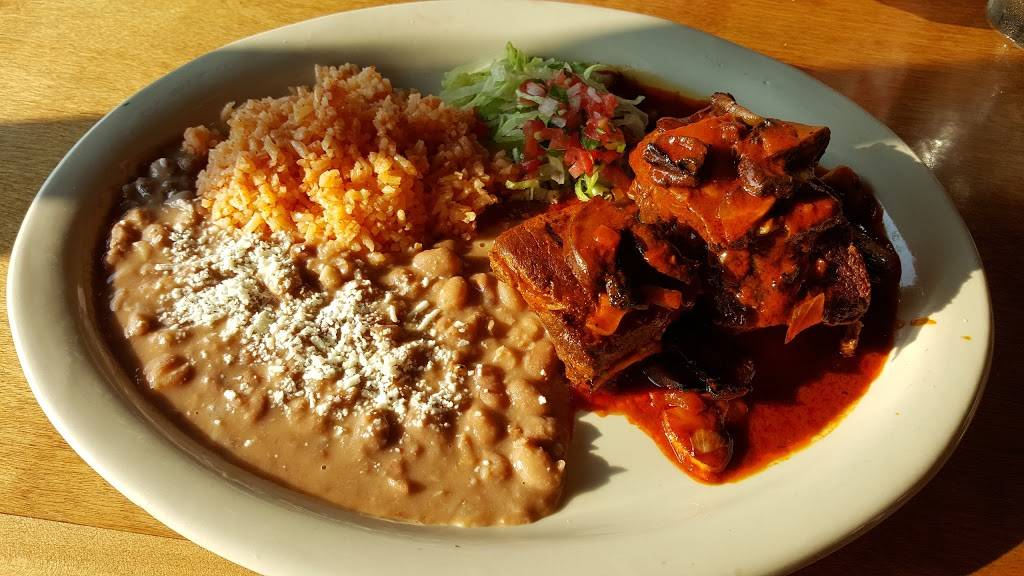 Maximos Cantina | Omaha Mexican Restaurant | restaurant | 2613 N Main St, Elkhorn, NE 68022, USA | 4022894062 OR +1 402-289-4062