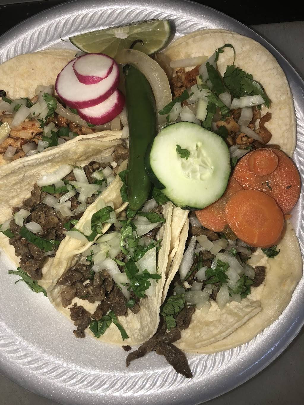 Taqueria Agaveros | restaurant | 2374 Old Fort Pkwy, Murfreesboro, TN 37129, USA | 6155863134 OR +1 615-586-3134