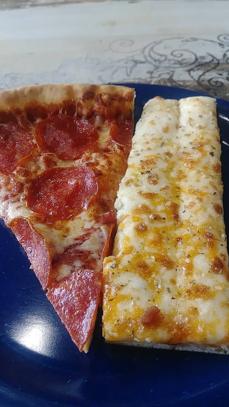 In/Out Pizza Maryville | restaurant | 501 N Cusick St, Maryville, TN 37804, USA | 8652685565 OR +1 865-268-5565