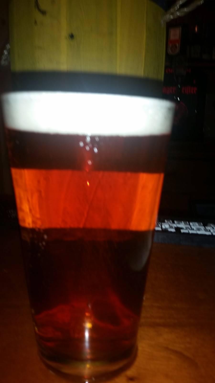 Adams Ale House | restaurant | 8-10 E Hoosac St, Adams, MA 01220, USA | 4137497097 OR +1 413-749-7097