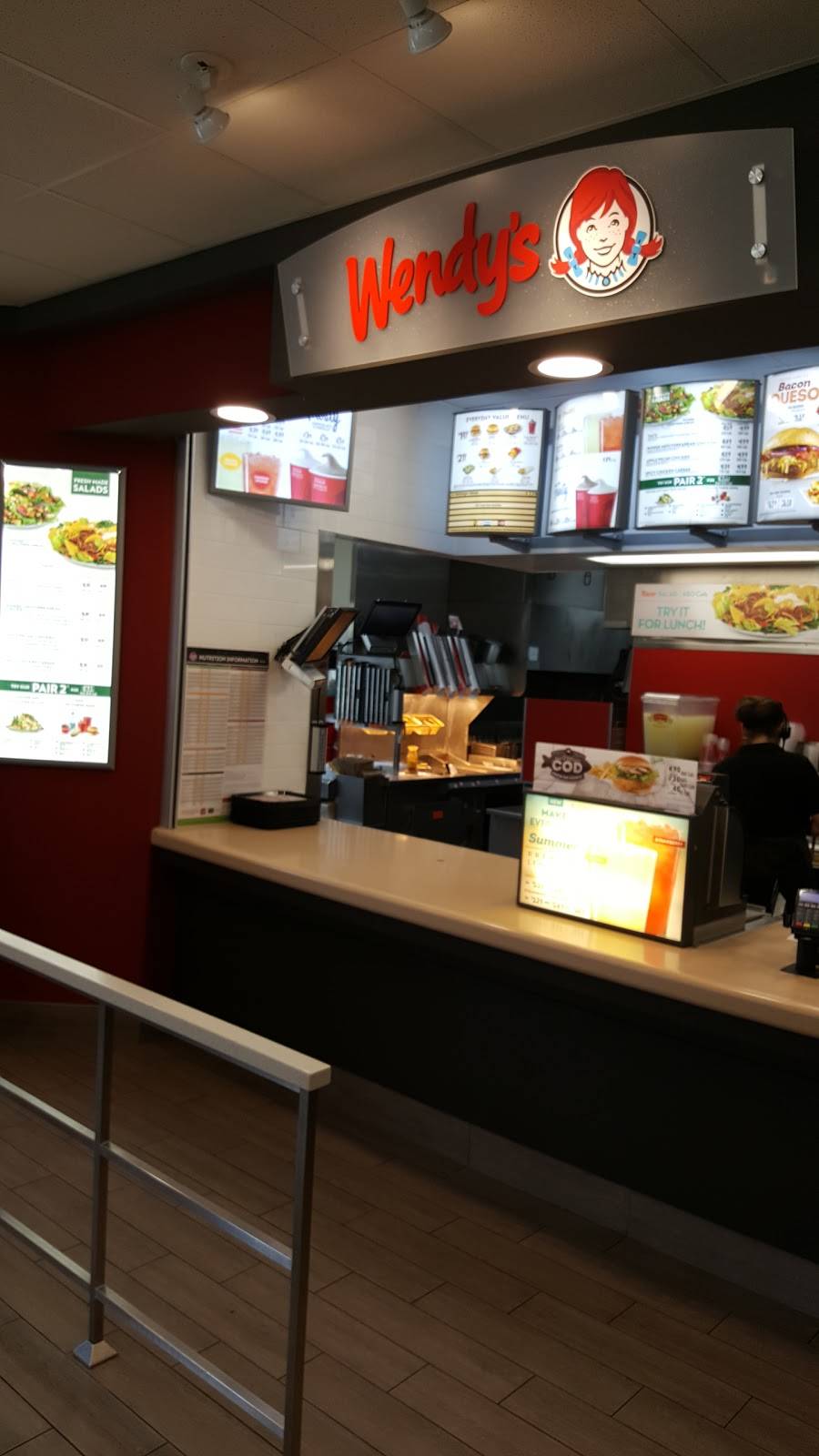Wendys | restaurant | 2013 D Lawrence Ave W, Toronto, ON M9N 0A3, Canada | 4162351462 OR +1 416-235-1462
