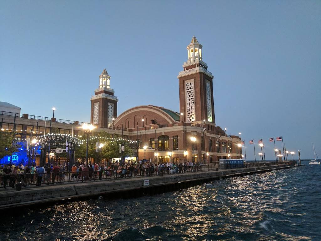 Miller Lite Beer Garden Grove | restaurant | Chicago, IL 60611, USA | 3124511692 OR +1 312-451-1692