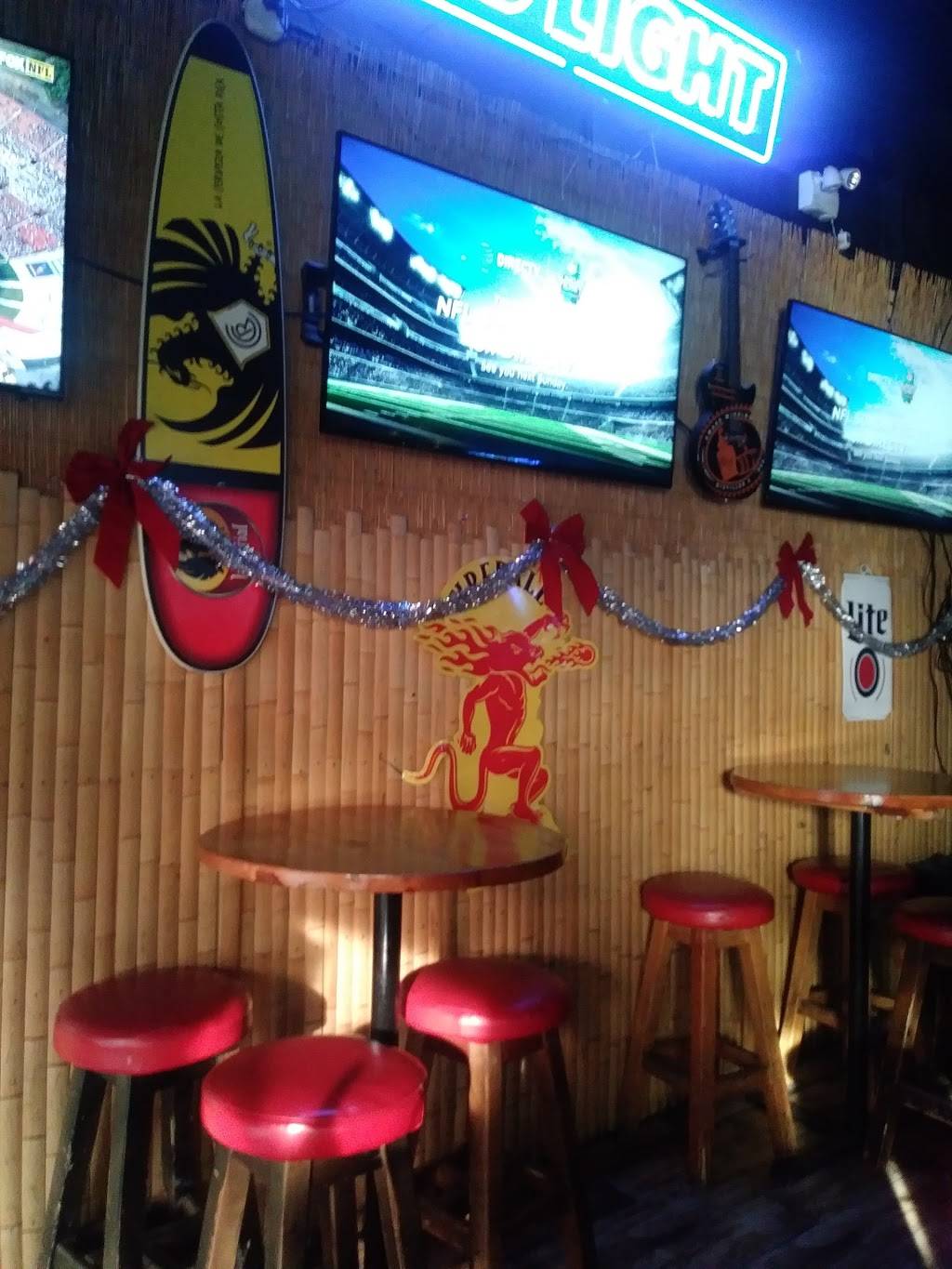 Coconuts | restaurant | 816 N Piedras St, El Paso, TX 79903, USA | 9155663044 OR +1 915-566-3044