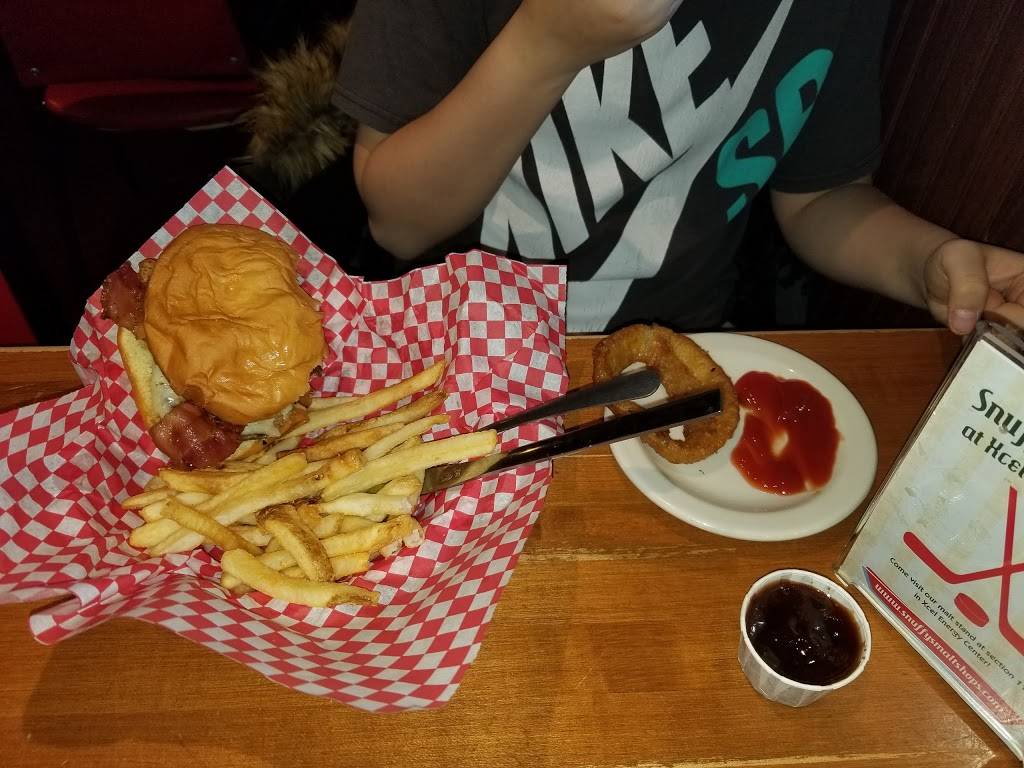 Snuffys Malt Shop | restaurant | 17519 Minnetonka Blvd, Minnetonka, MN 55345, USA | 9524751850 OR +1 952-475-1850